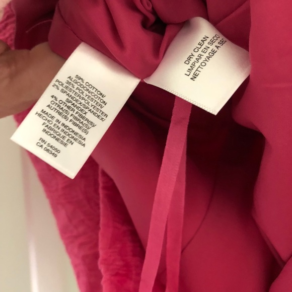Jones New York Ladies hot pink fashion dress. - Picture 7 of 8